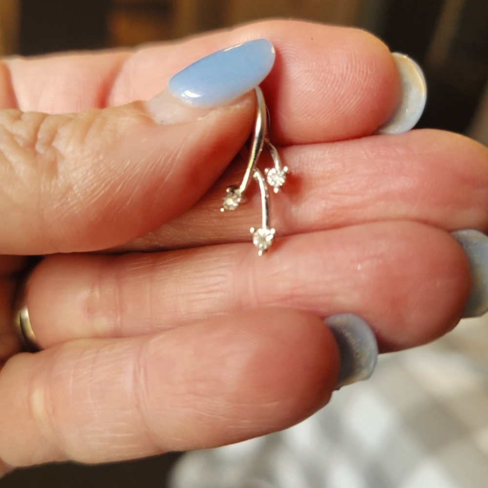 Diamond pendant